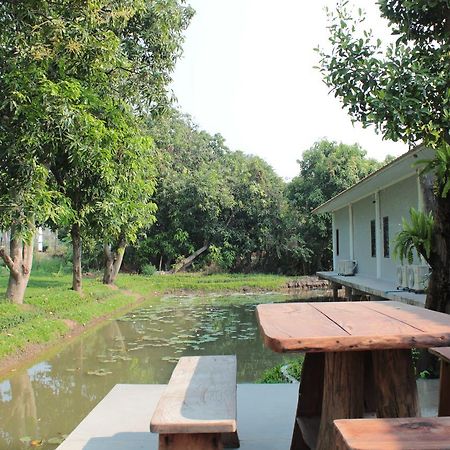 Nai Suan Inn Ban Doem Bang Exterior photo